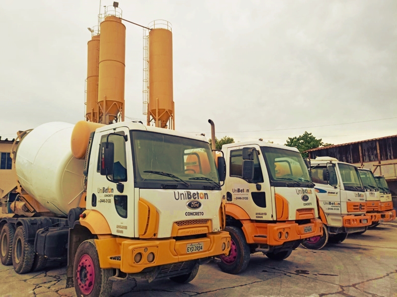caminhao unibeton